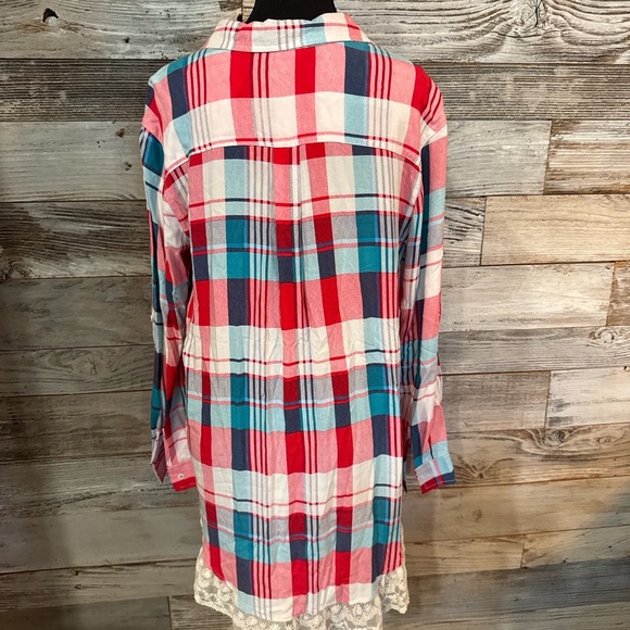 NWT Umgee Red and Blue Plaid Shirt with Lace Detail - Picture 3 of 4
